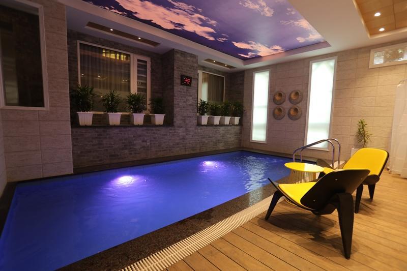 Milestone Inn & Spa 穆索里 外观 照片