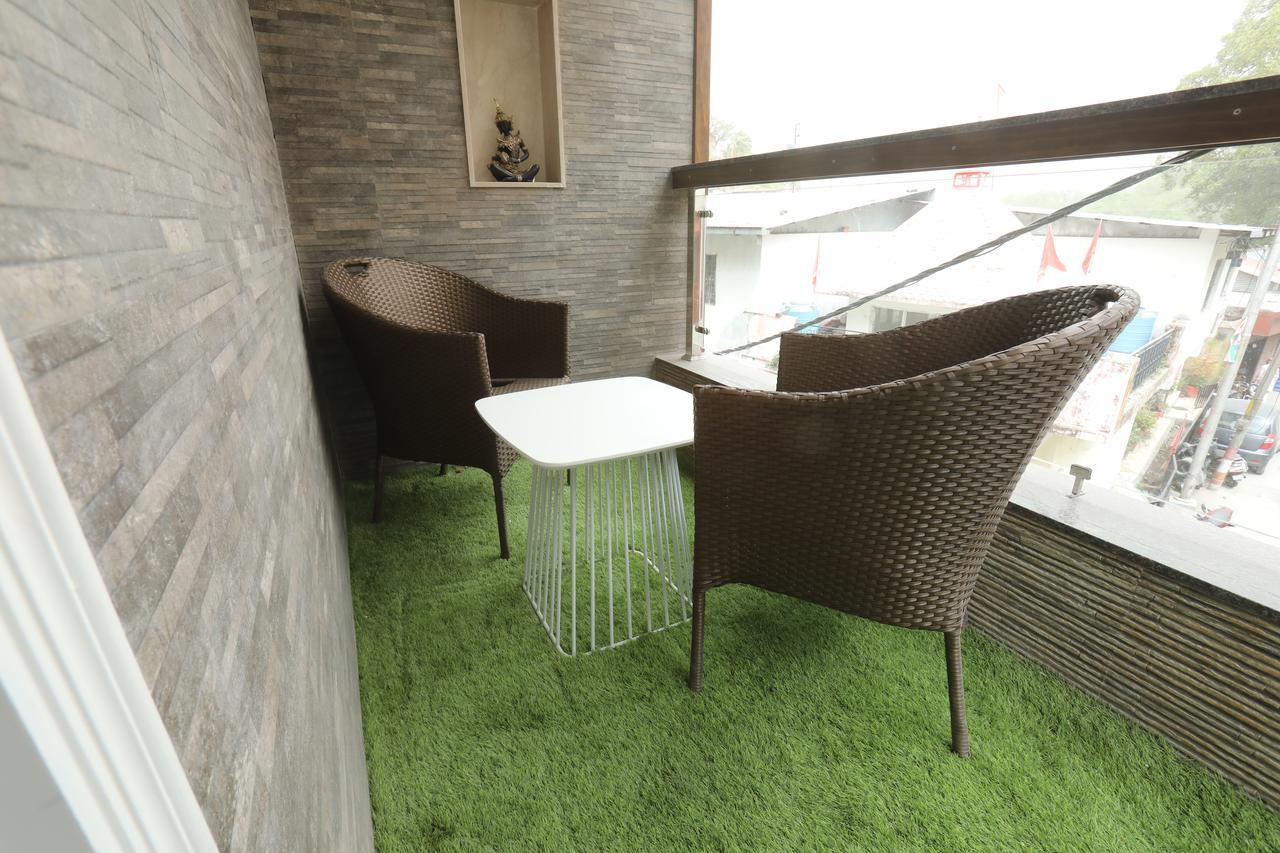 Milestone Inn & Spa 穆索里 外观 照片