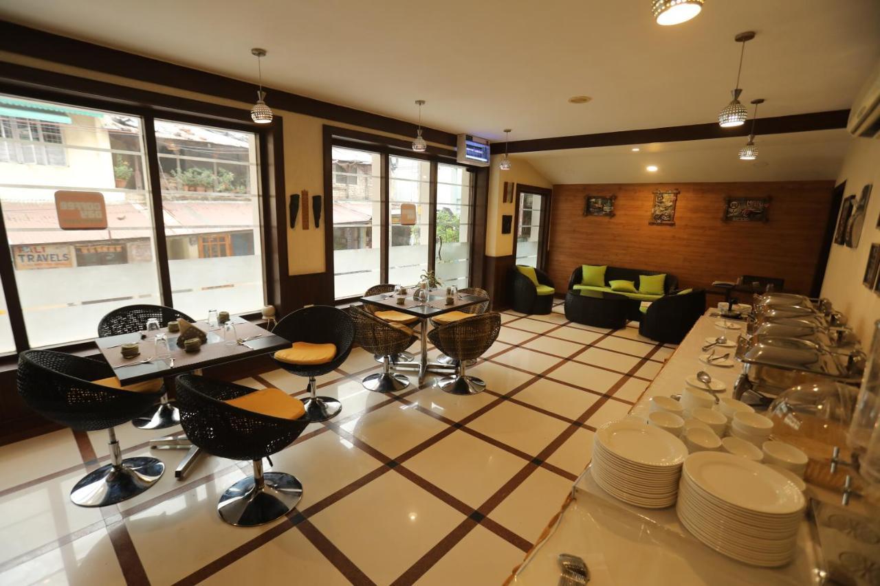 Milestone Inn & Spa 穆索里 外观 照片