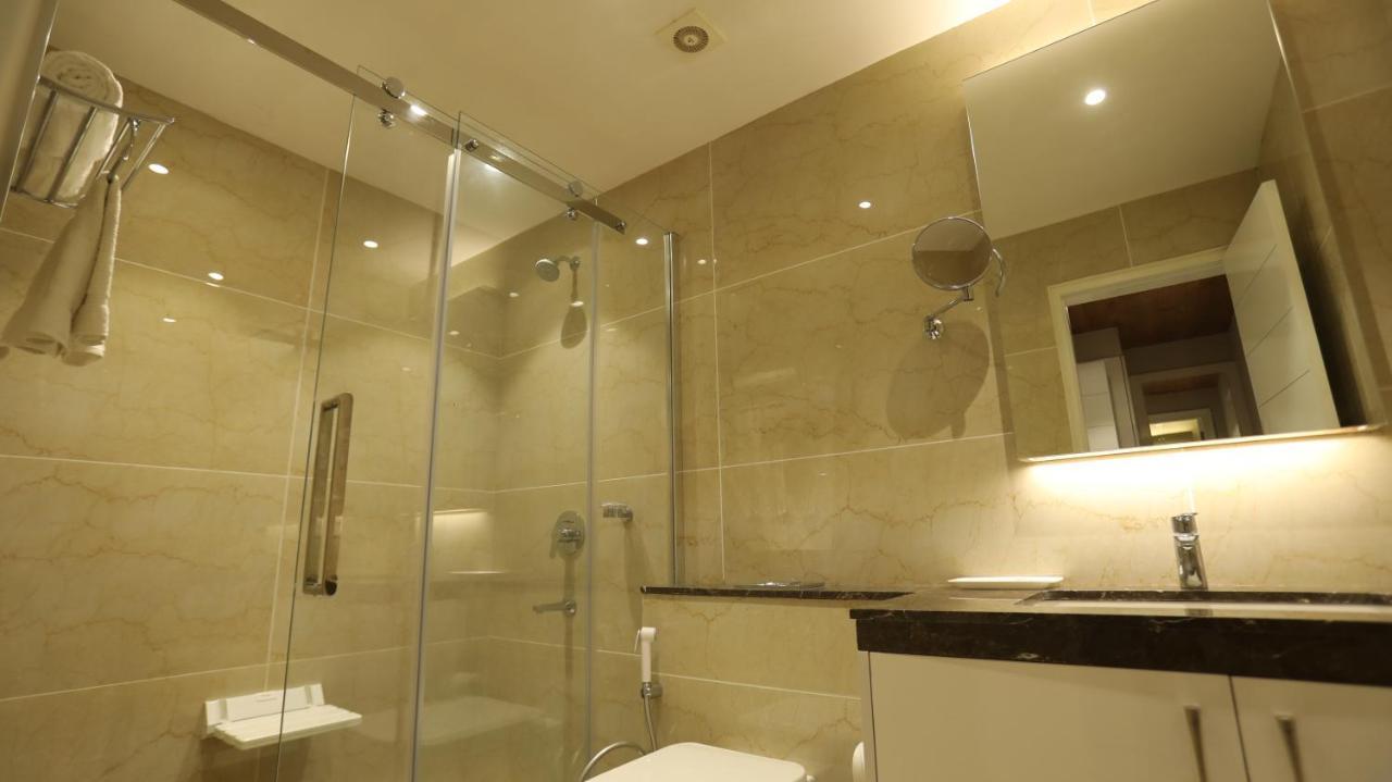 Milestone Inn & Spa 穆索里 外观 照片